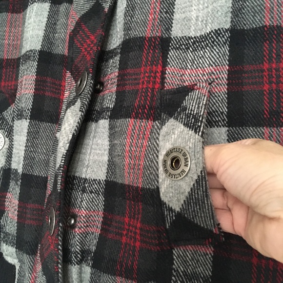 Urban Heritage medium limited edition vest - Picture 2 of 14